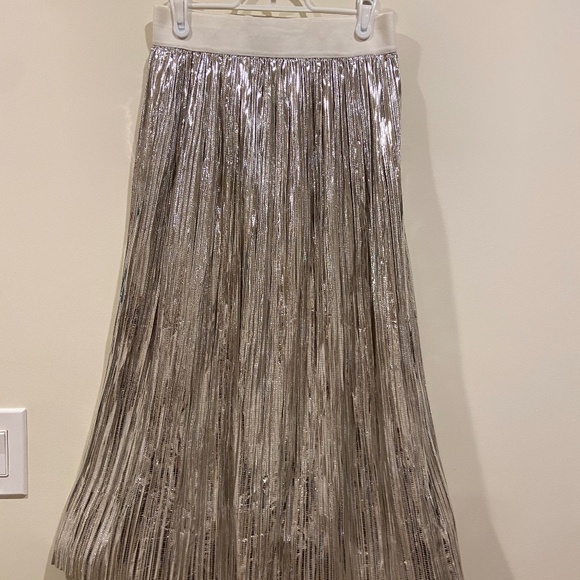 BRAND NEW Alice + Olivia Metallic Skirt Size 4 - Picture 1 of 4